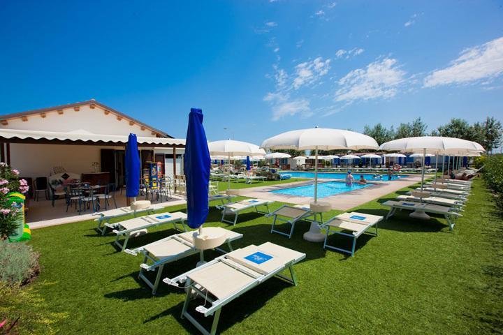 Camping Blu Fantasy Hotel Senigallia Exterior photo